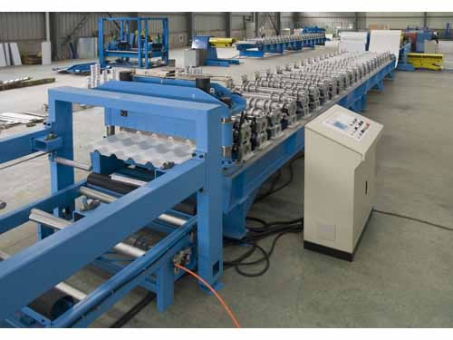 Acier trapézoïdal toiture pain formant la machine