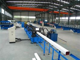 Tube carré pain formant la machine
